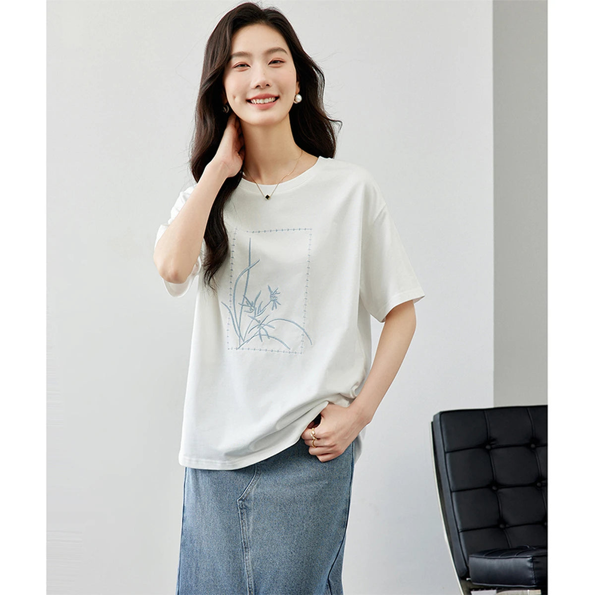 Floral Embroidered Short-Sleeve Tee