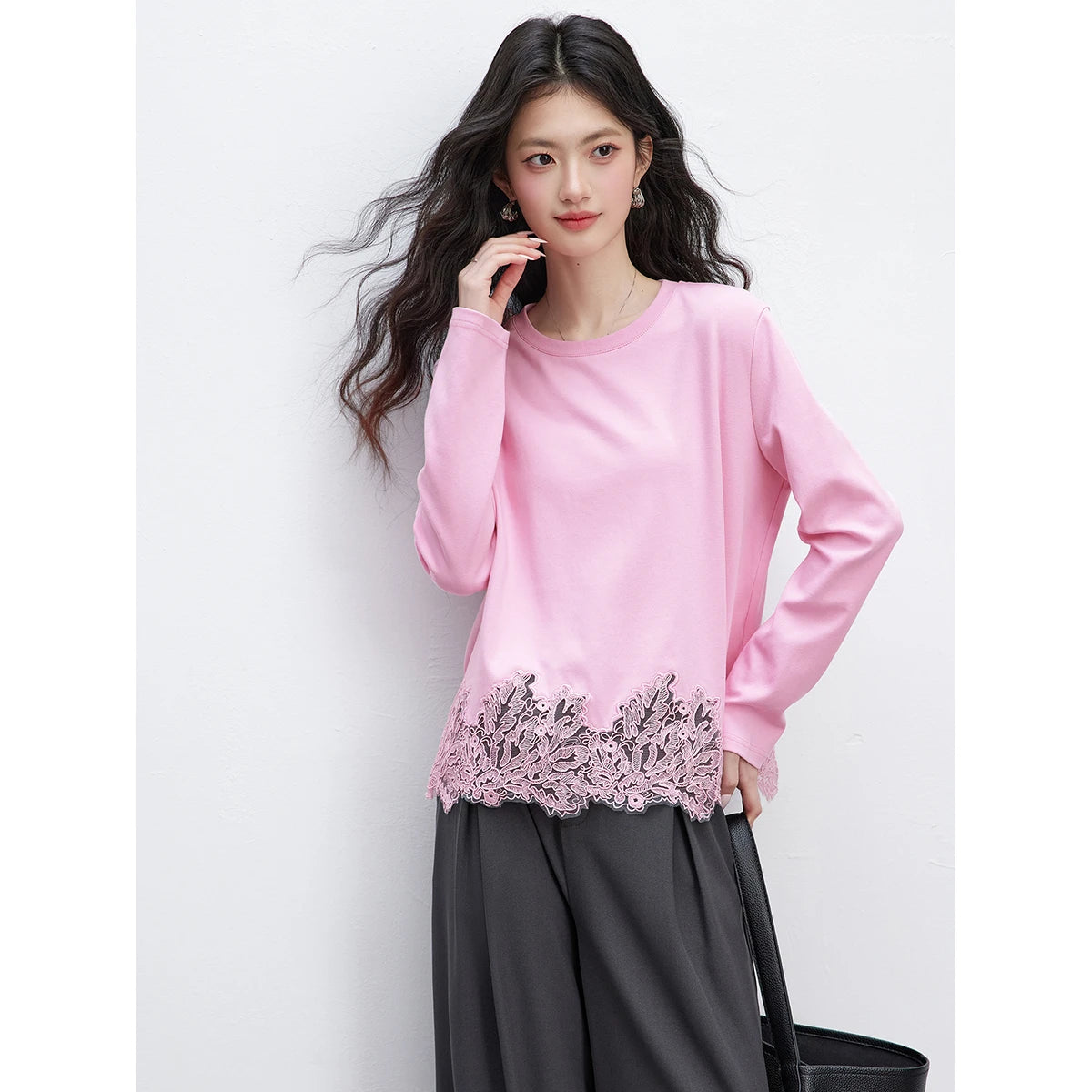 Lace-Hem Crew-Neck Long-Sleeve Tee