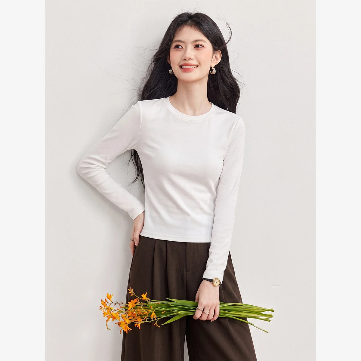 Minimal Crew-Neck Long-Sleeve Tee