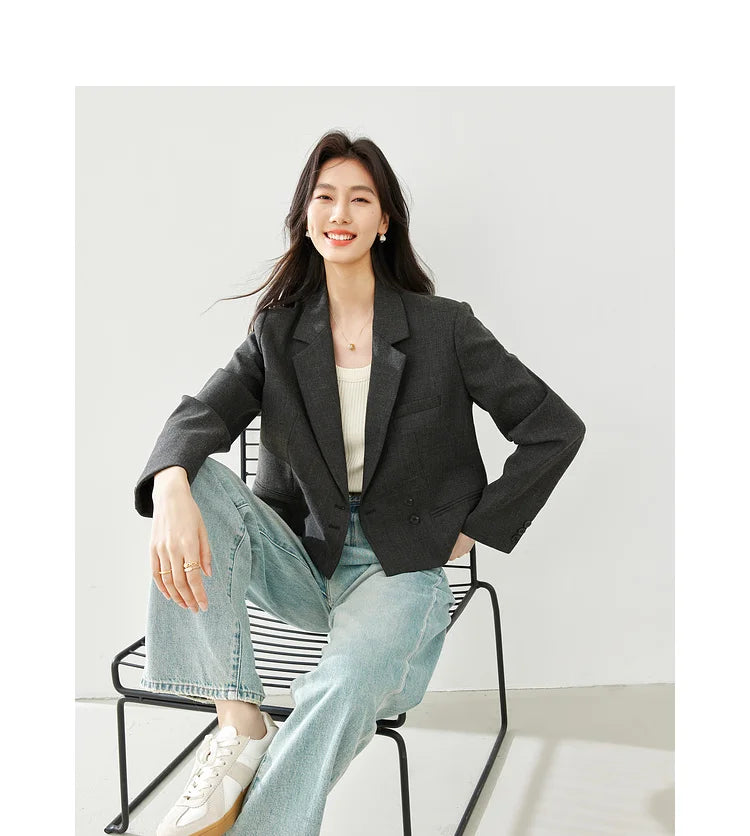 Cropped Notched Blazer