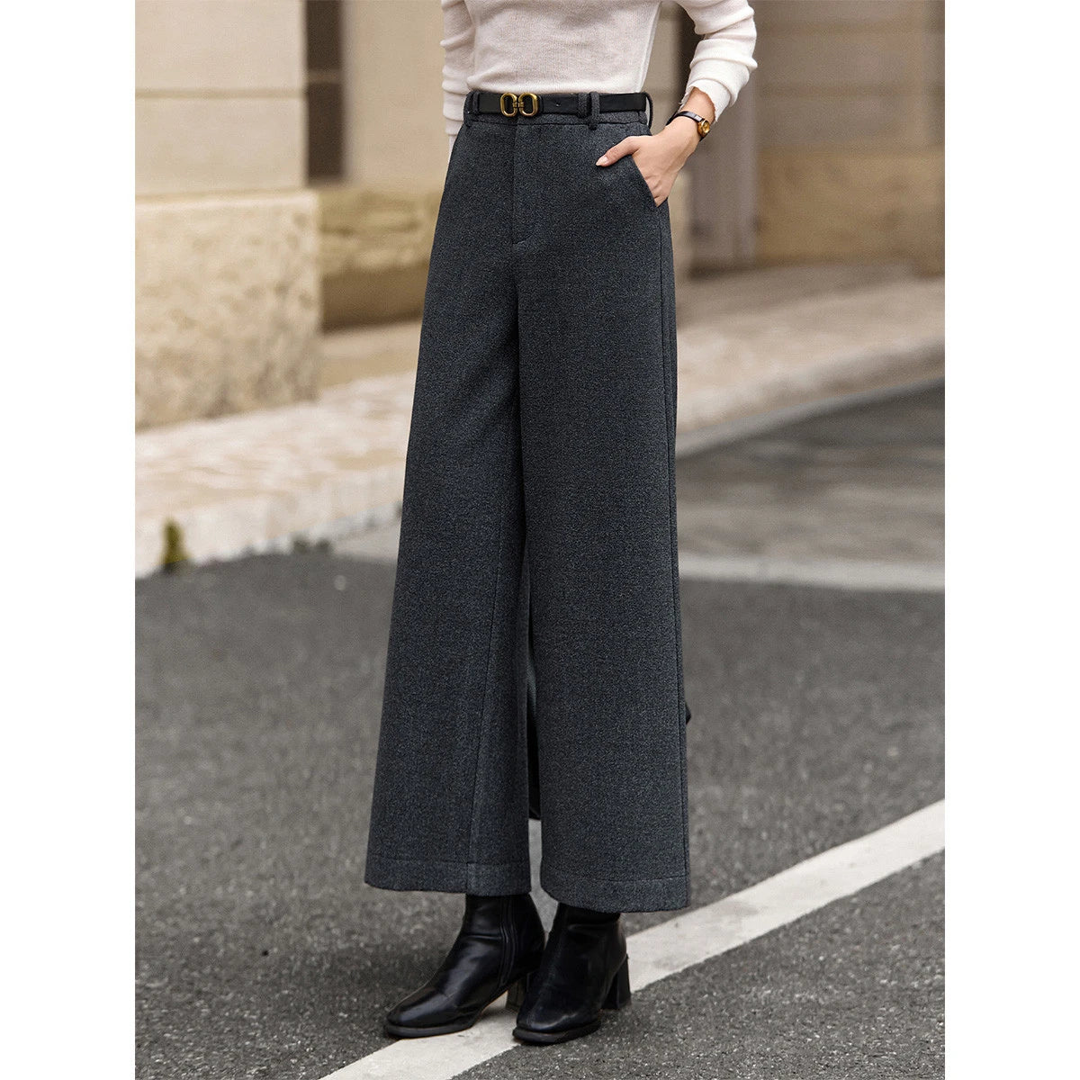 Cropped Wide-Leg Trousers
