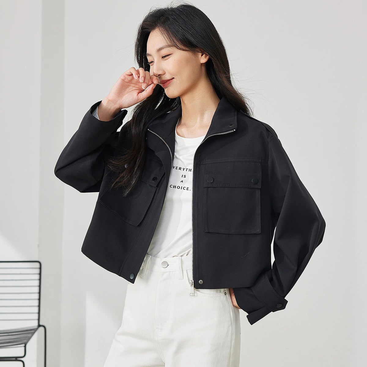 Utility-Pocket Cropped Jacket