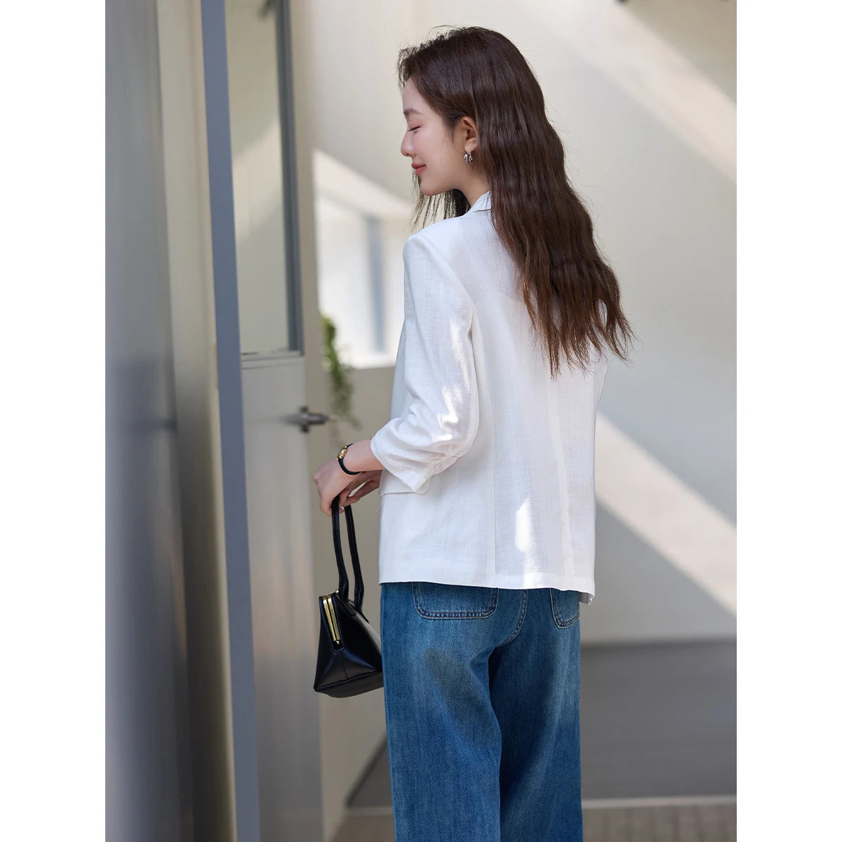 Three-Quarter-Sleeve Notched Blazer