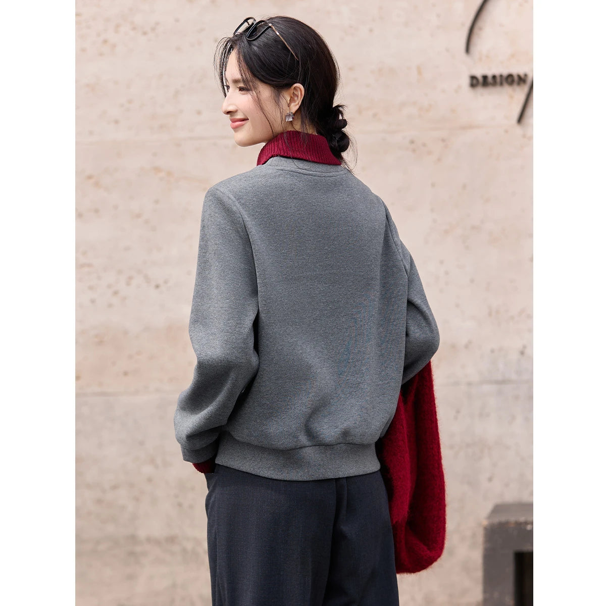Contrast-Turtleneck Crew-Neck Sweatshirt