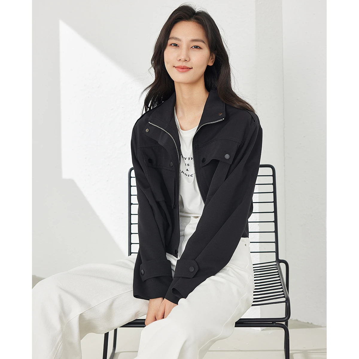 Utility-Pocket Cropped Jacket
