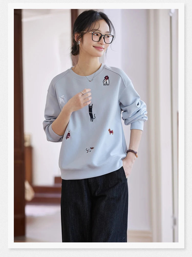 Embroidered Animal Crew-Neck Sweatshirt
