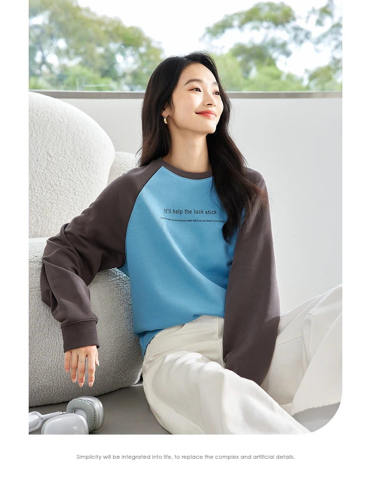 Contrast Raglan-Sleeve Sweatshirt